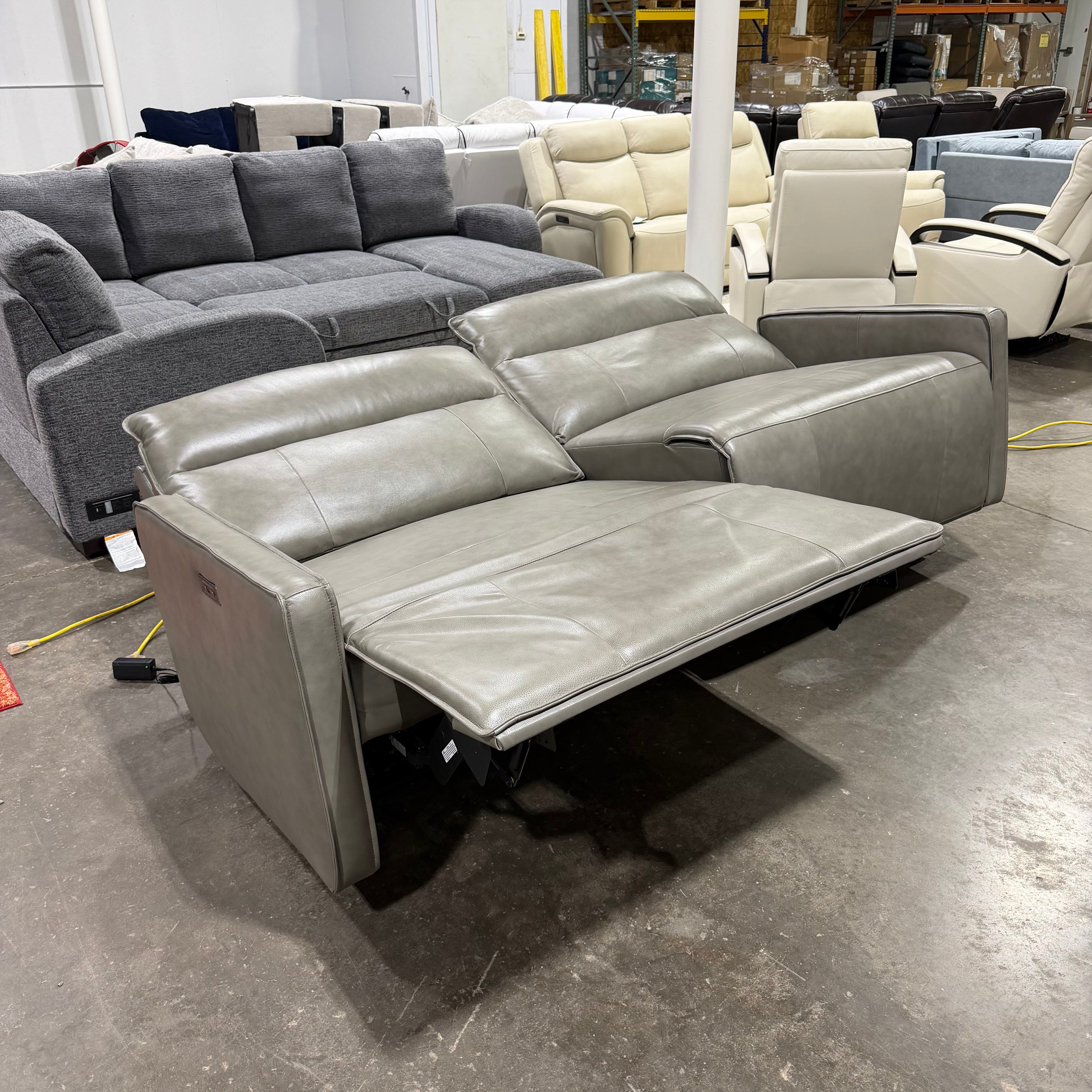 Henredon Keira Leather Zero-gravity Reclining Sofa