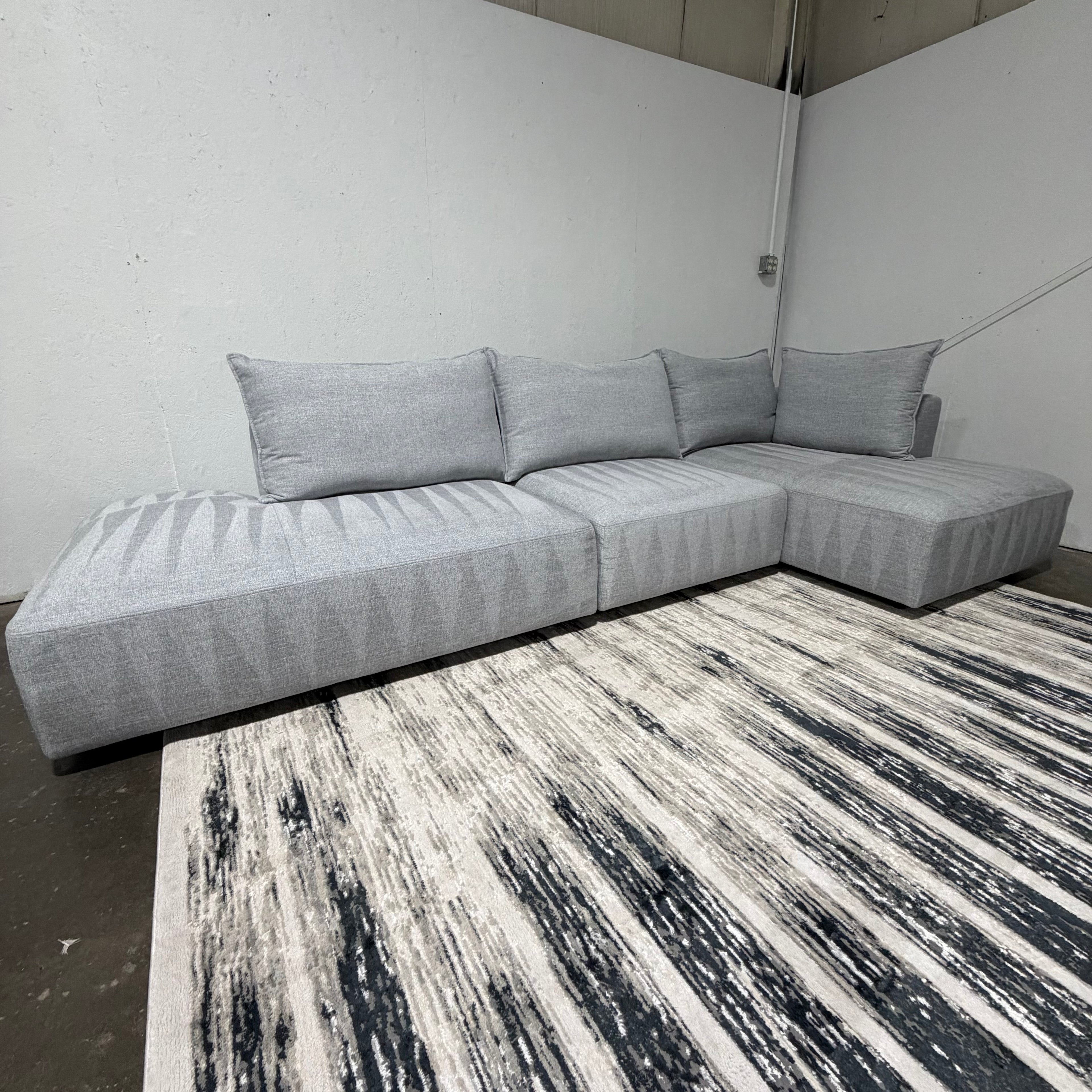 Aiden & Ivy Macon 3-piece Fabric Modular Sectional