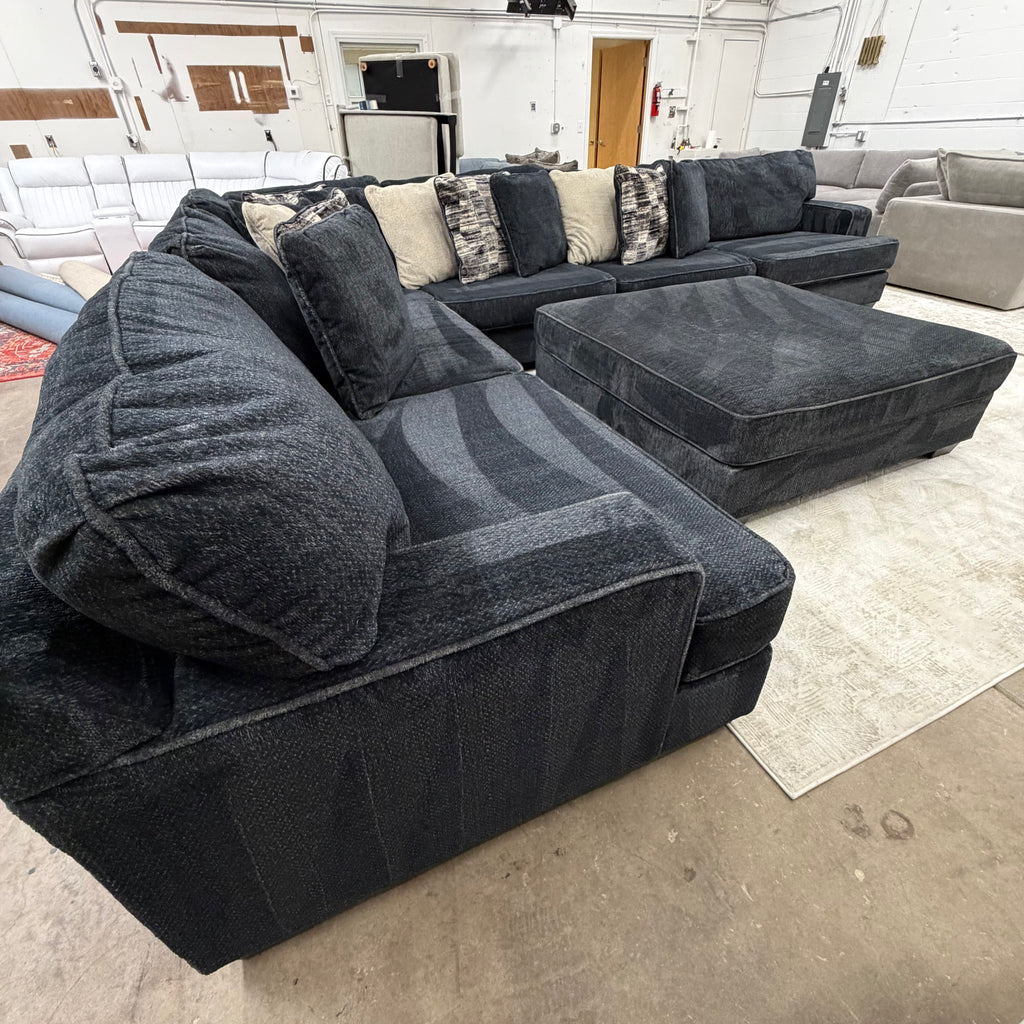Ashley Lavernett 4-Piece Sectional + Ottoman