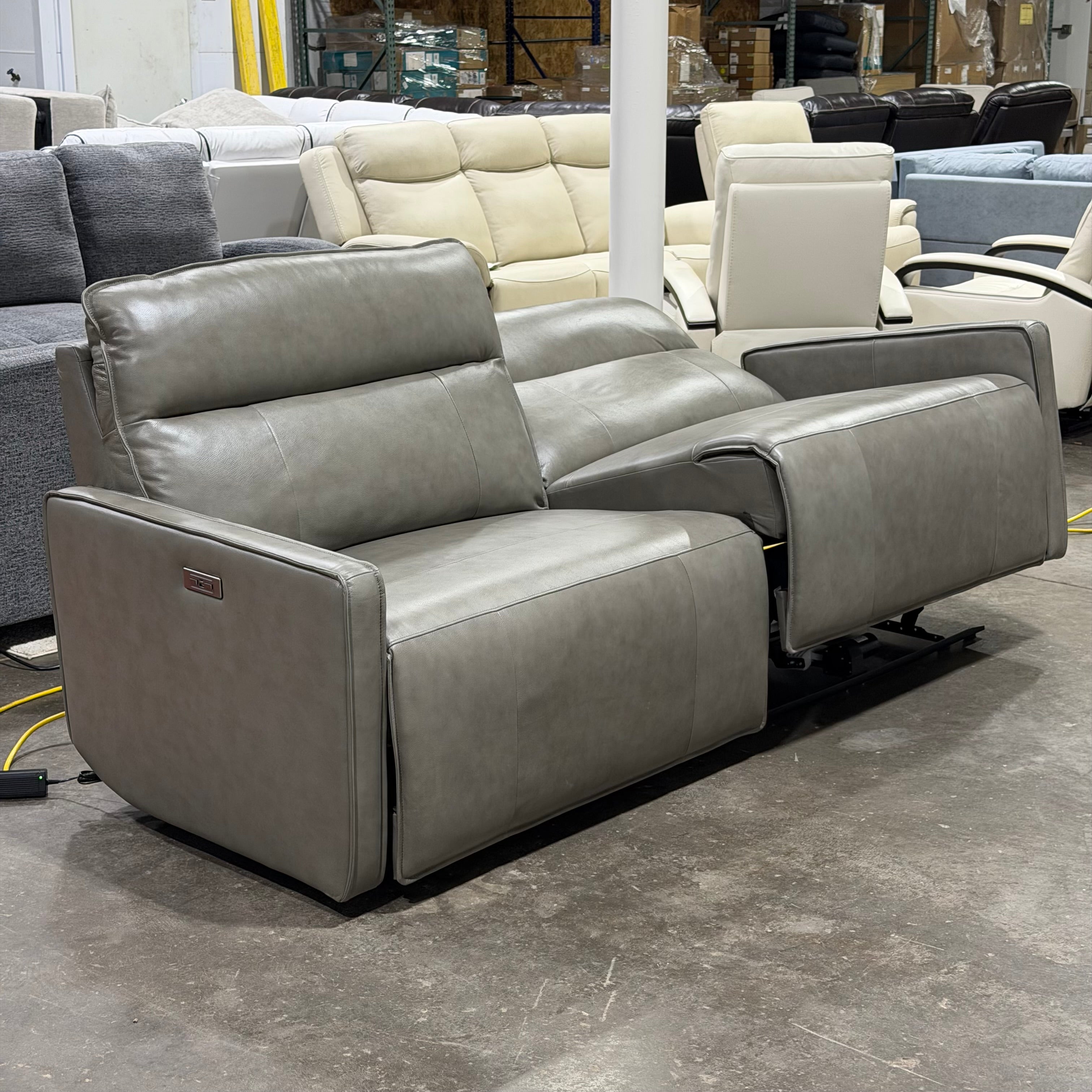 Henredon Keira Leather Zero-gravity Reclining Sofa